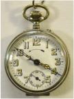 Wekkerhorloge / zakhorloge met wekker, circa 1930. Achterdeksel uitklapbaar om het horloge neer te zetten. Prijs: .395,-