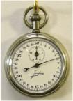 Stopwatch Junghans, wijzerplaat met 30-secondenverdeling. Nikkelen kast. Prijs: €.95,-