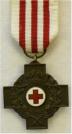 Herinneringskruis 1939-1940 in brons van het Nederlandse Rode Kruis. Ingesteld in 1942. Slechts 5424 uitgereikt. Prijs: �.65,-